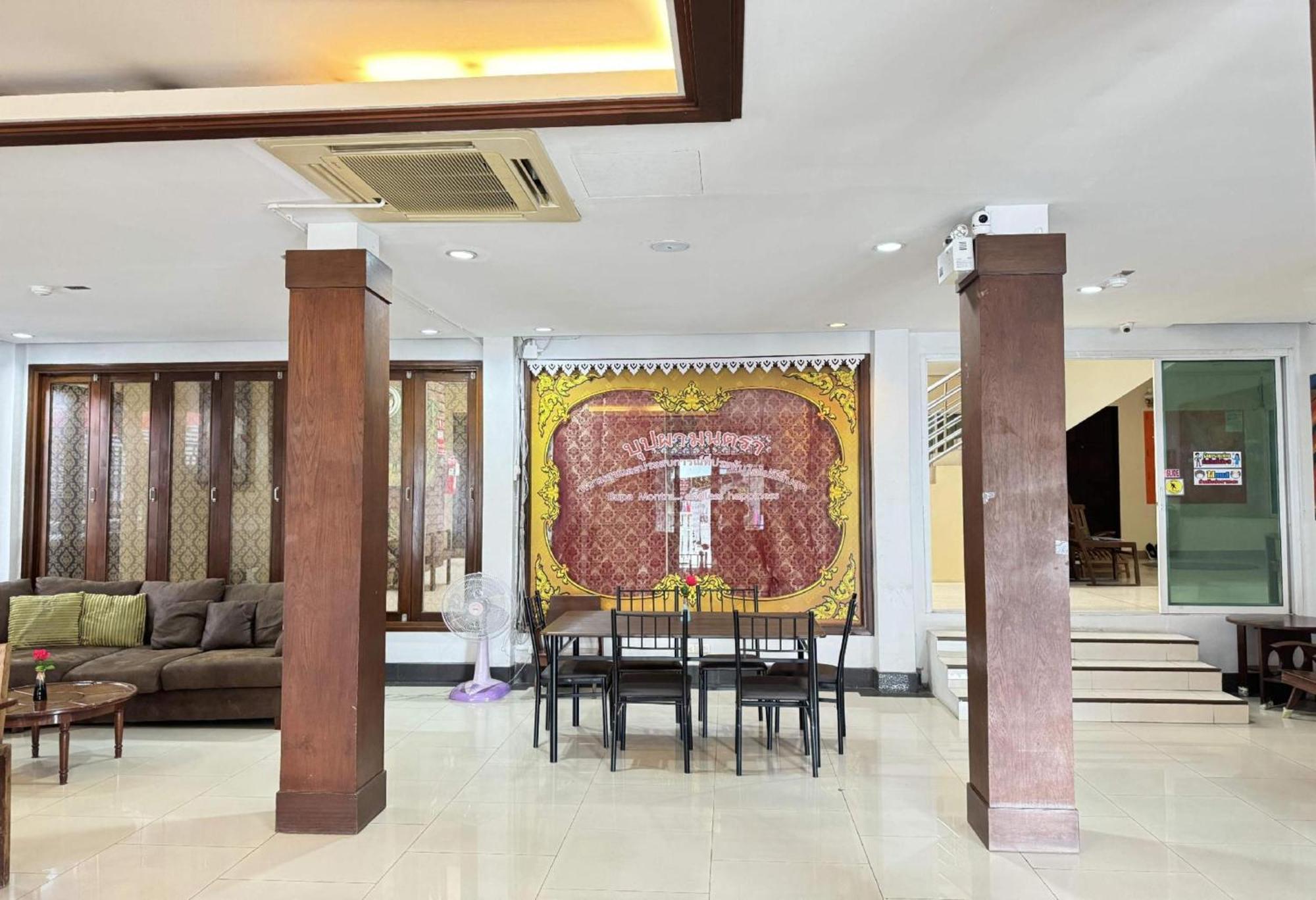 Hotel Collection O Bupamontra Chiangmai Chiang Mai Exterior foto